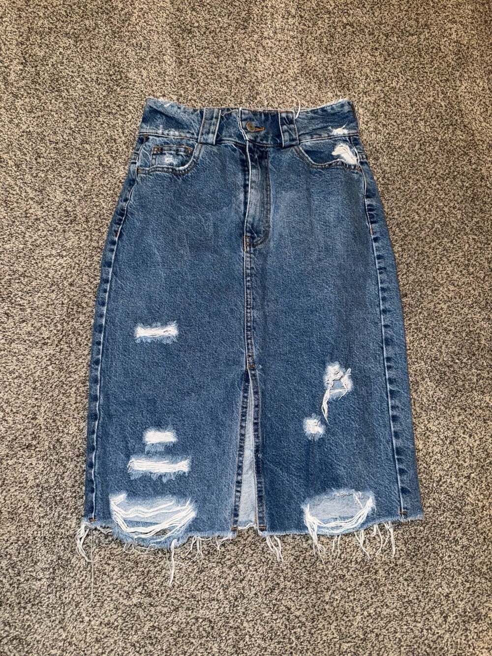 Bershka Denim Distressed Raw Hem Front Split Midi Jean Skirt Size USA 02